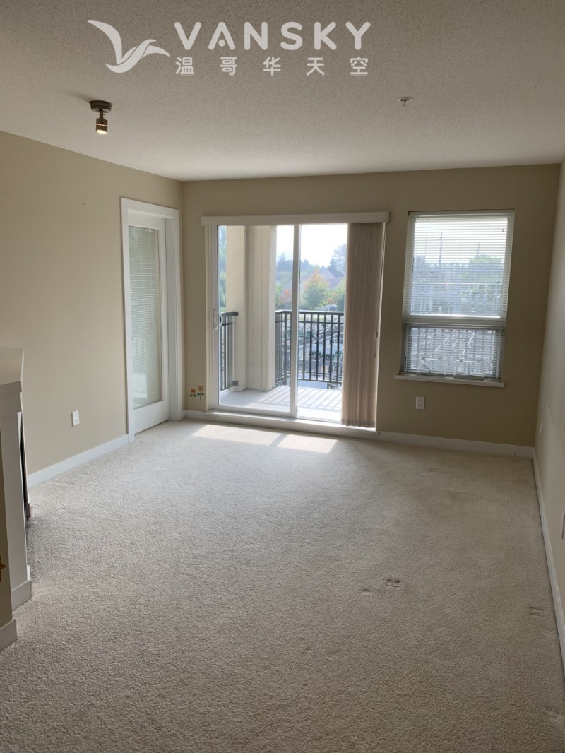 250507090622_3 Living room.jpg